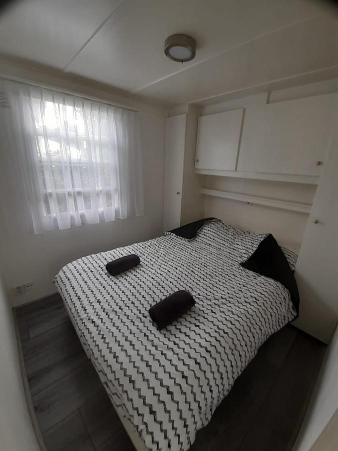 Bospareltjes Luxe Chalets Alleen Voor Recreatie Ойстервейк Экстерьер фото